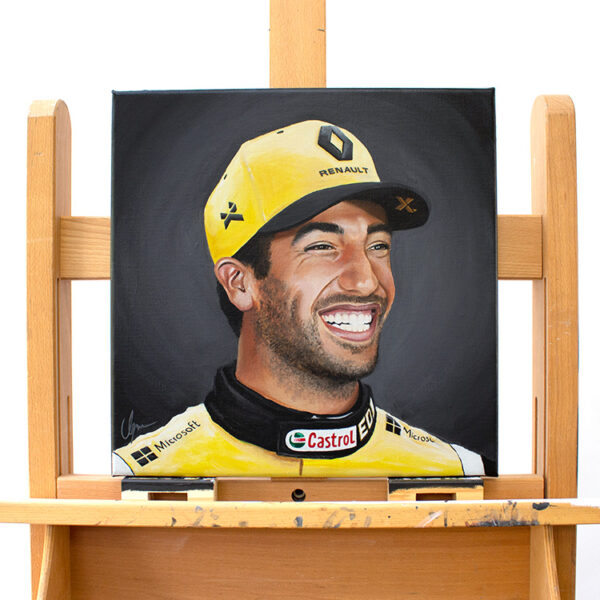 Ricciardo best sale renault hat